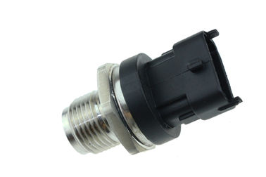 China Stainless Steel Engine Oil Pressure Sensor 0281006325 For IVECO EuroCargo supplier