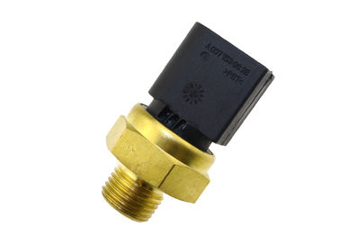 China Small Size Diesel Fuel Pressure Sensor A0071530828 For Mercedes Benz Truck supplier