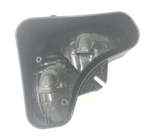 China Skid Steer Loader Replacement Auto Body Parts Right Headlight Lamp 7138040 Black Color supplier